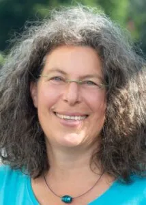 Birgit ist Kuscheltrainerin in Berlin